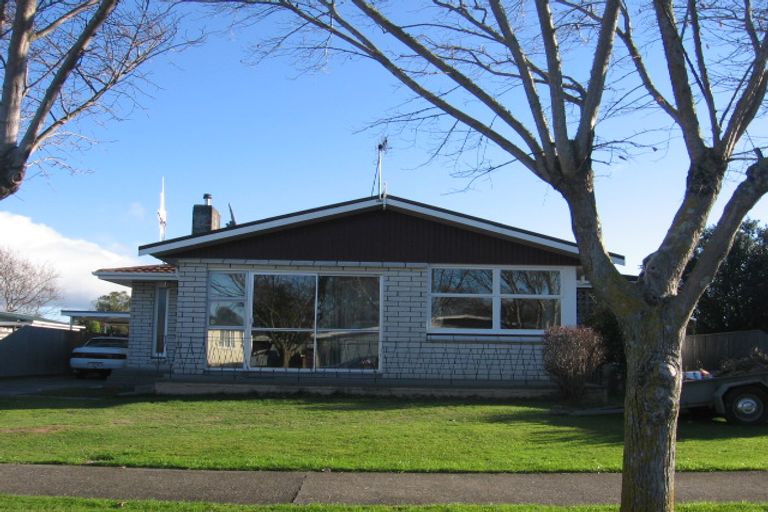 Photo of property in 21 Saturn Crescent, Milson, Palmerston North, 4414