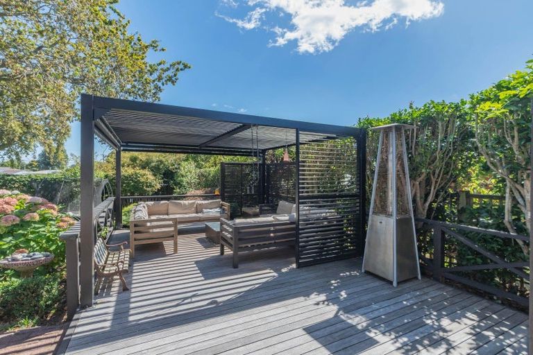 Photo of property in 40 Youngs Road, Papakura, 2110