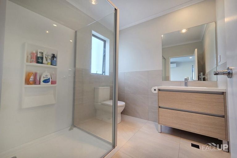 Photo of property in 10 Te Rau Place, Hobsonville, Auckland, 0616