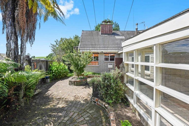 Photo of property in 1 Deseret Road, Temple View, Hamilton, 3218