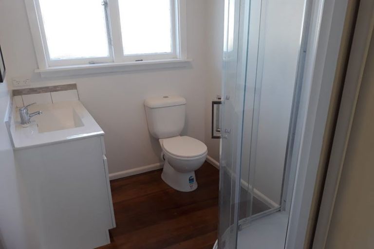 Photo of property in 33 Bourne Crescent, Papanui, Christchurch, 8053