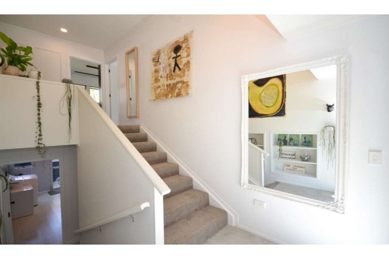 Photo of property in 8 Kemp Road, Kerikeri, 0230