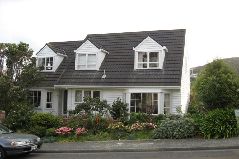 Photo of property in 47 David Crescent, Karori, Wellington, 6012
