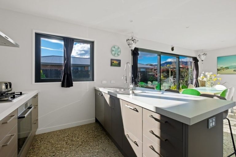 Photo of property in 6 Hewson Crescent, Lake Hawea, Wanaka, 9382