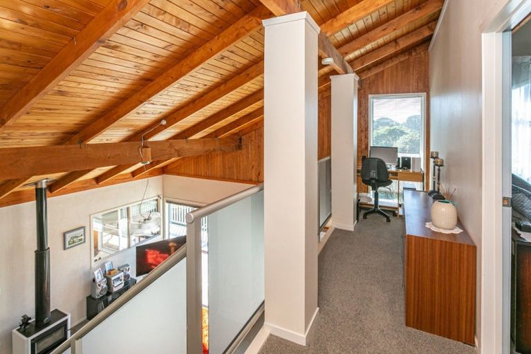 Photo of property in 120 Onemana Drive, Onemana, Whangamata, 3691