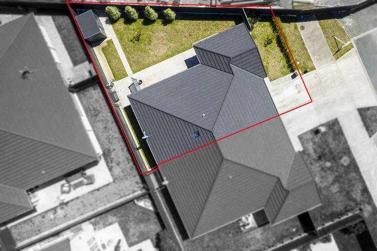 Photo of property in 17 Chalfont Road, Silverstream, Upper Hutt, 5019