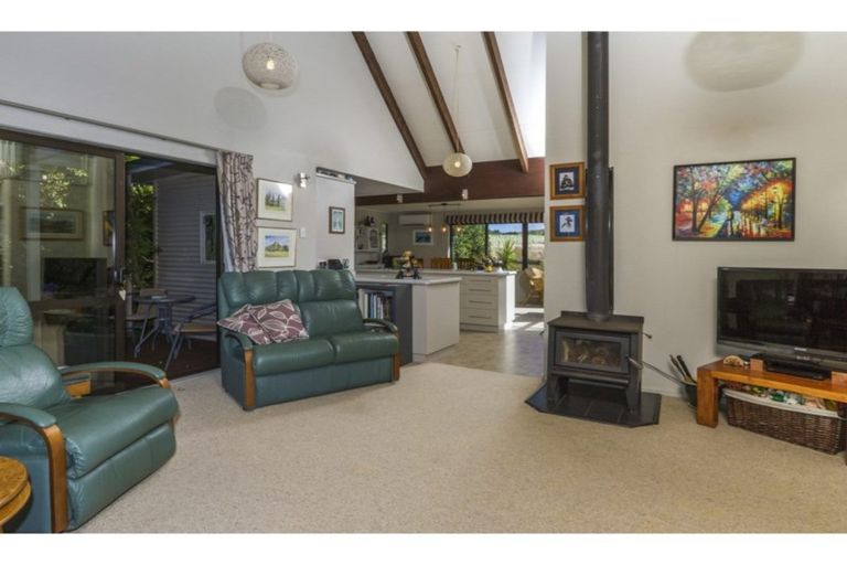 Photo of property in 29 Goddard Road, Tasman, Upper Moutere, 7173