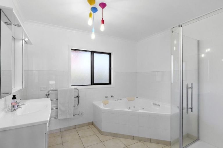 Photo of property in 52 Ludlow Drive, Huntingdon, Ashburton, 7774