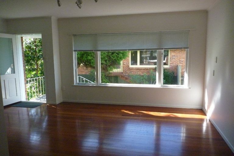 Photo of property in 4/15a Anzac Street, Takapuna, Auckland, 0622