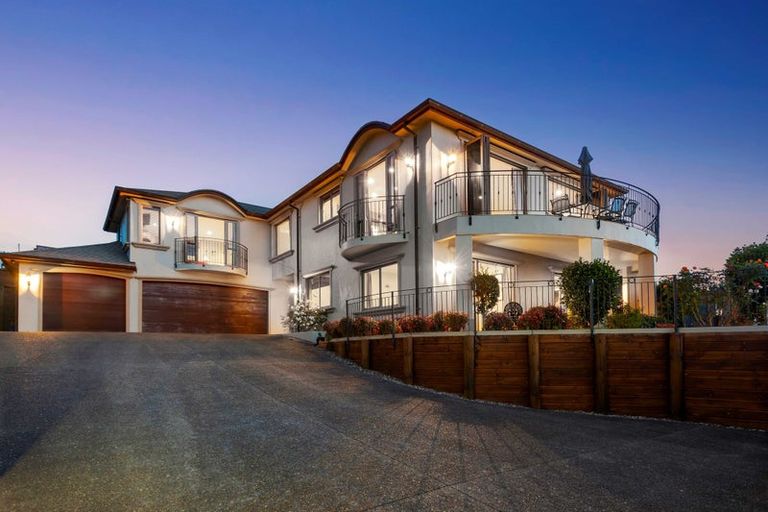 Photo of property in 16 Riddington Rise, Ohauiti, Tauranga, 3112