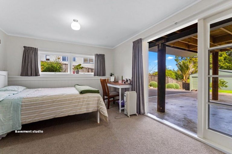 Photo of property in 132 Hinau Road, Waimauku, 0881