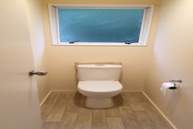 Photo of property in 41 Esther Place, Red Beach, 0932