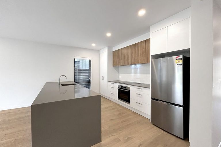 Photo of property in 41 Mulholland Drive, Jacks Point, 9371