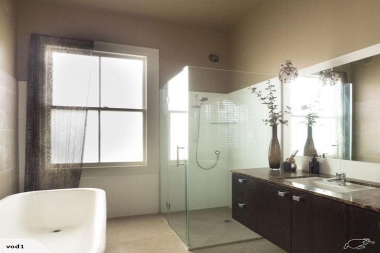 Photo of property in 17 Grosvenor Street, Grey Lynn, Auckland, 1021