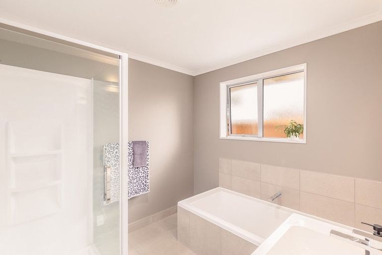 Photo of property in 112 Metehau Street, Marshland, Christchurch, 8083