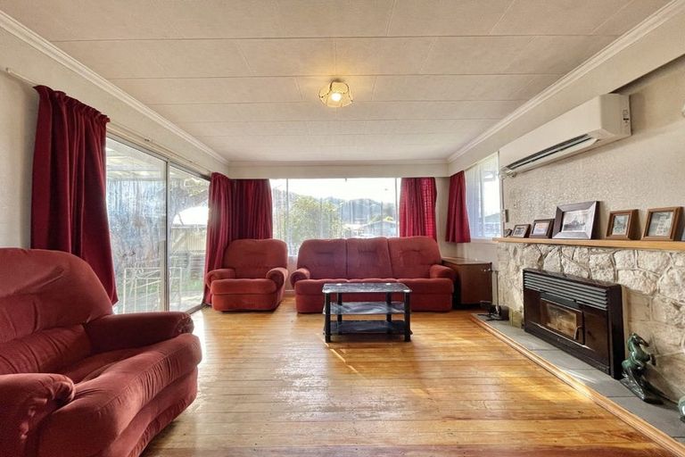 Photo of property in 10 Kentucky Street, Totara Park, Upper Hutt, 5018