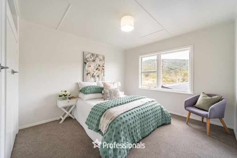 Photo of property in 83 Coast Road, Wainuiomata, Lower Hutt, 5014