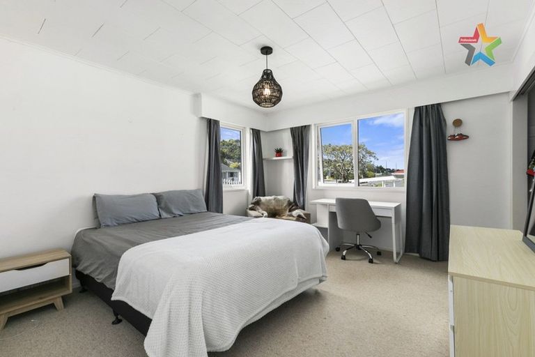 Photo of property in 143 Major Drive, Kelson, Lower Hutt, 5010
