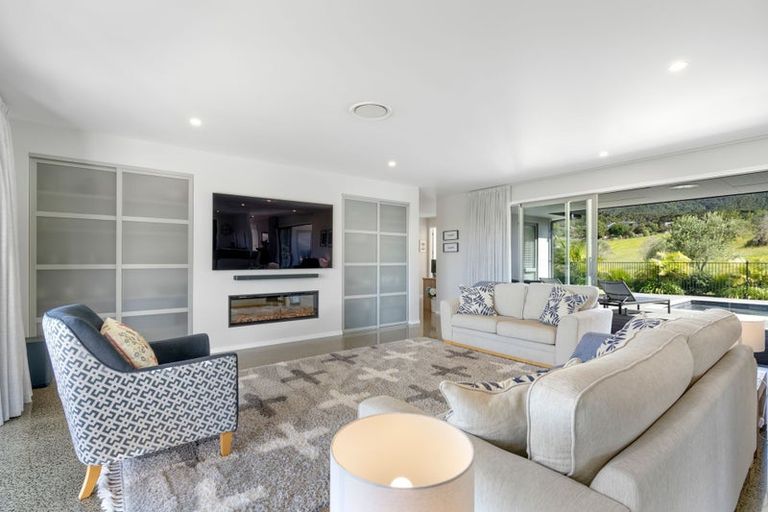 Photo of property in 53 Robert Hastie Drive, Mangawhai, 0573