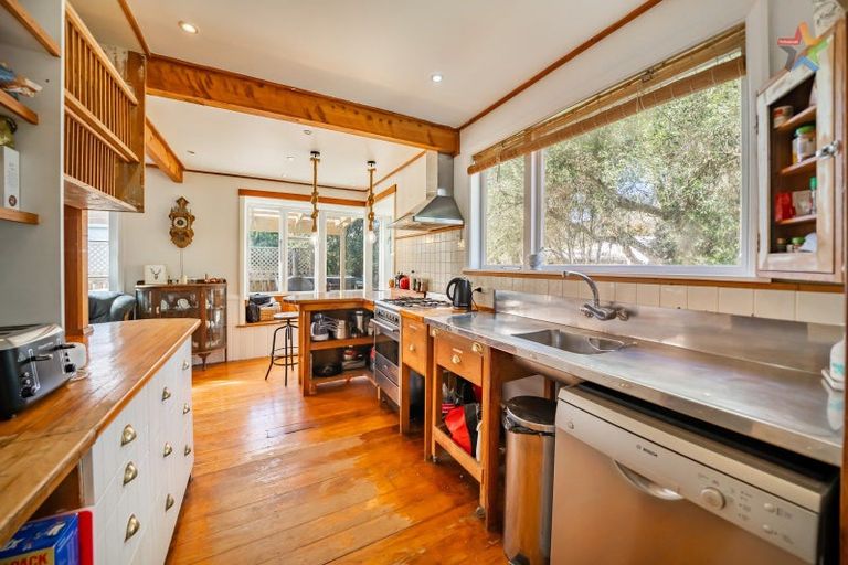 Photo of property in 1/1250 High Street, Taita, Lower Hutt, 5011