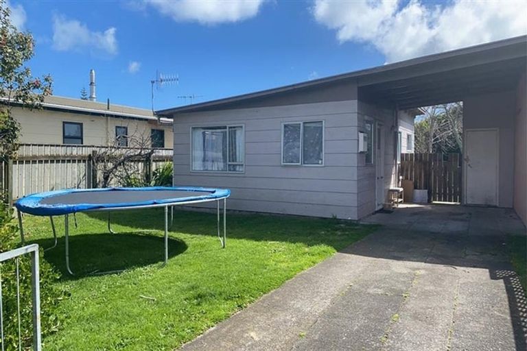 Photo of property in 81 Arawhata Road, Paraparaumu, 5032