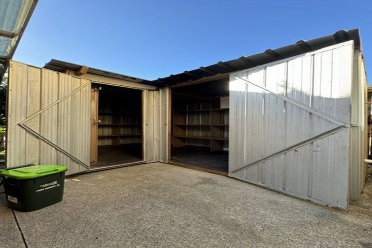 Photo of property in 59h Astley Avenue, New Lynn, Auckland, 0600