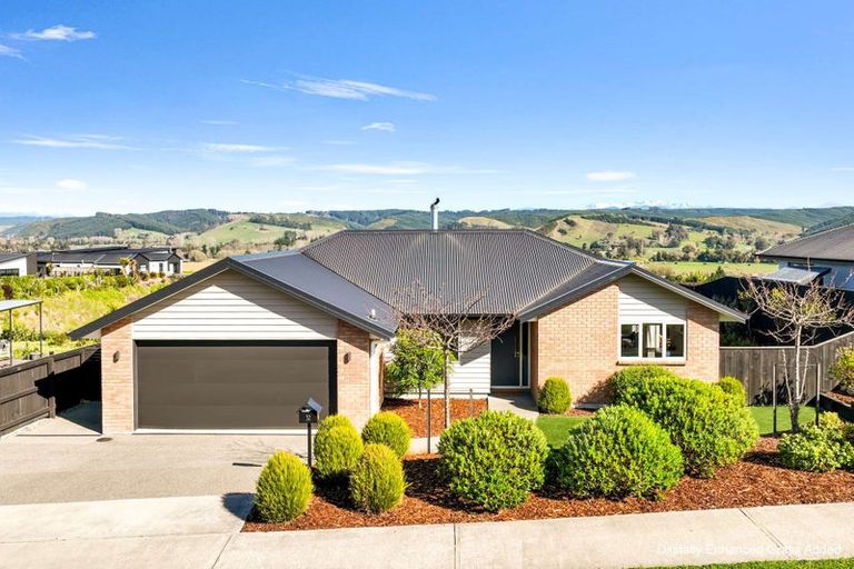 Photo of property in 32 Katania Heights, Brightwater, 7022