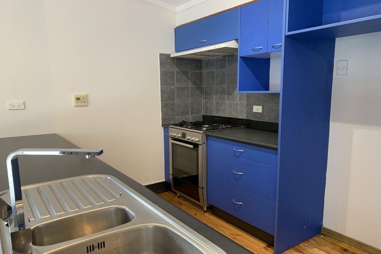 Photo of property in 280 Te Moana Road, Waikanae, 5036