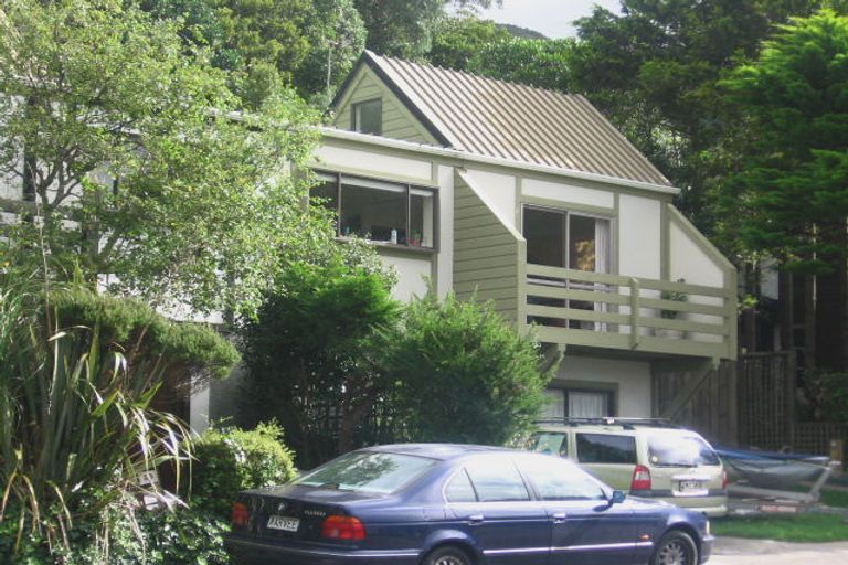 Photo of property in 39b Amapur Drive, Khandallah, Wellington, 6035