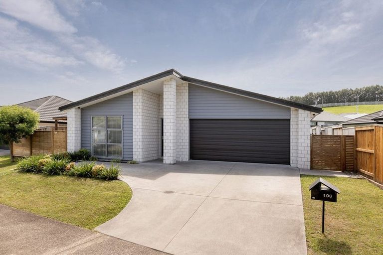 Photo of property in 106 Whakaturou Crescent, Pyes Pa, Tauranga, 3112