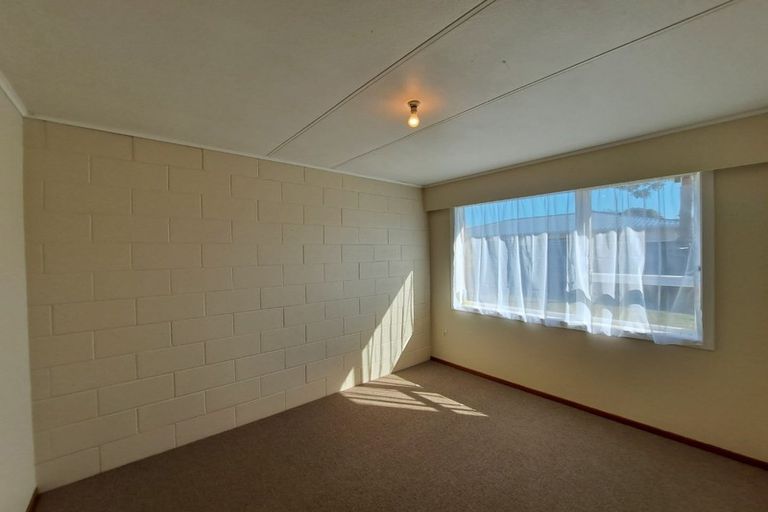 Photo of property in 43 Lismore Street, Strandon, New Plymouth, 4312