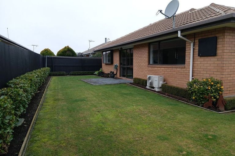 Photo of property in 1/21 Kintyre Drive, Broomfield, Christchurch, 8042