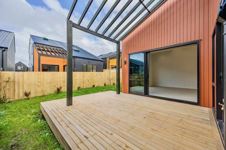 Photo of property in 13 Murray Grey Lane, Karaka, 2580