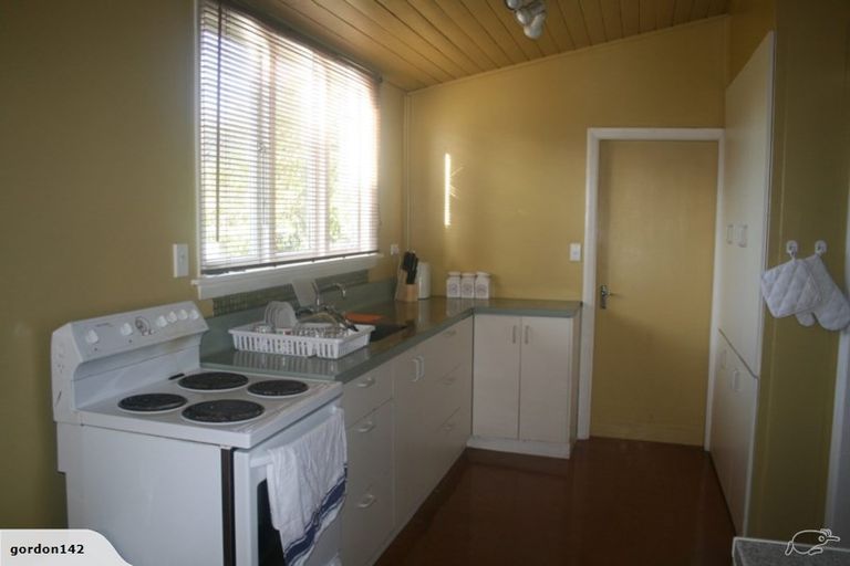 Photo of property in 90 Sawyers Arms Road, Northcote, Christchurch, 8052