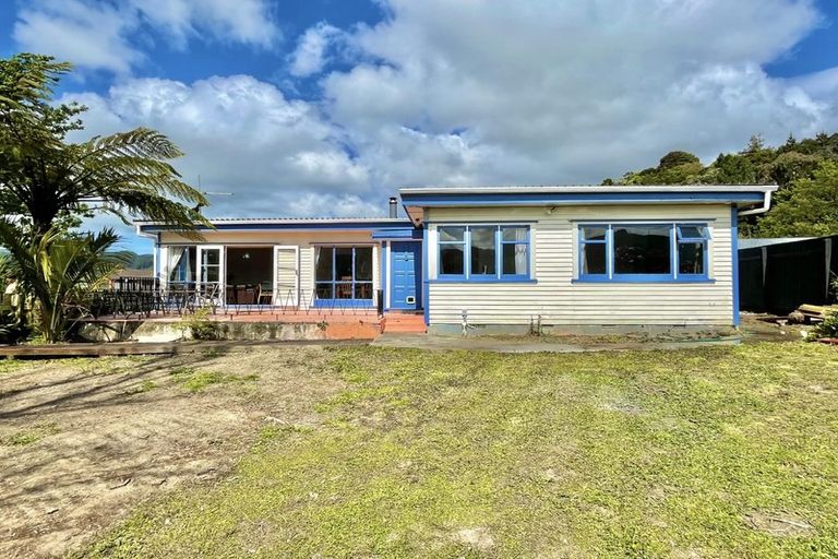 Photo of property in 2 Somme Road, Silverstream, Upper Hutt, 5019