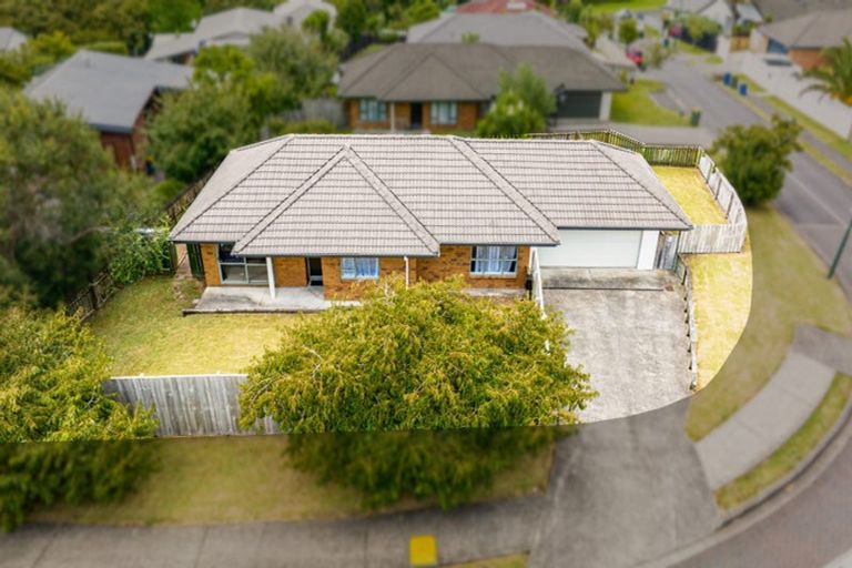 Photo of property in 30 Legacy Drive, Henderson, Auckland, 0612