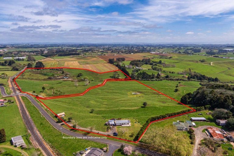 Photo of property in 231 Hart Road, Pukekohe, 2676