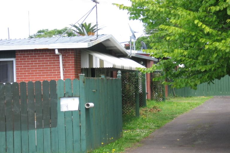 Photo of property in 1/16 Highbury Street, Avondale, Auckland, 1026