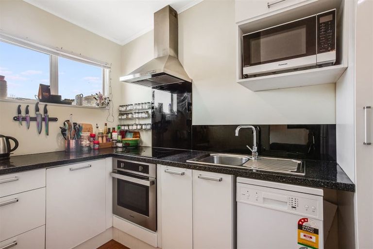 Photo of property in 7/35 Fitzherbert Street, Alicetown, Lower Hutt, 5010