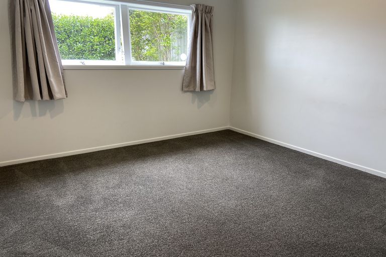 Photo of property in 108 Te Atatu Road, Te Atatu South, Auckland, 0610