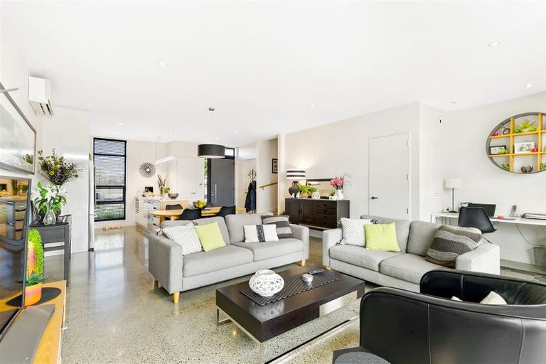 Photo of property in 220 Hobsonville Point Road, Hobsonville, Auckland, 0616