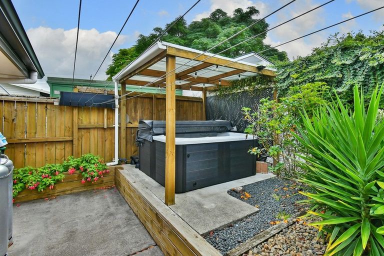 Photo of property in 4a Shirley Avenue, Papakura, 2110