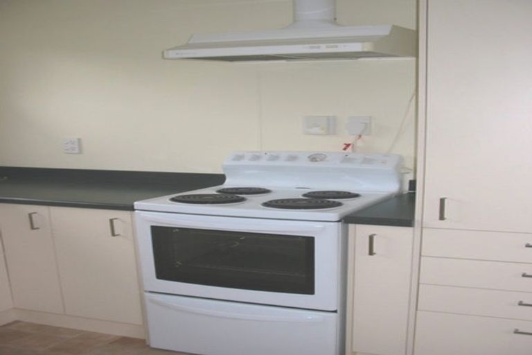 Photo of property in 1b Horoeka Street, Stokes Valley, Lower Hutt, 5019