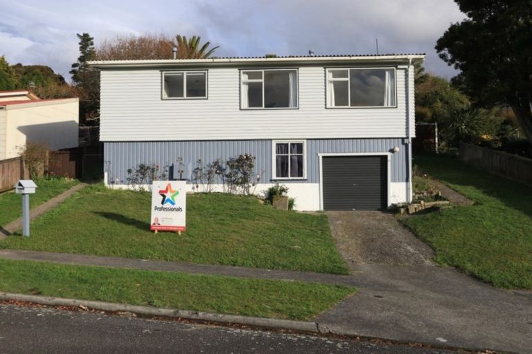 Photo of property in 30 Antrim Crescent, Wainuiomata, Lower Hutt, 5014