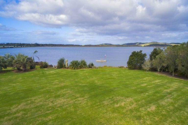 Photo of property in 324 Omaha Flats Road, Tawharanui Peninsula, Warkworth, 0986