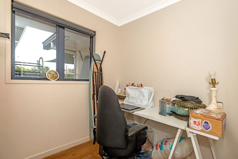 Photo of property in 14 Tuamotu Park, Wainui, Gisborne, 4010