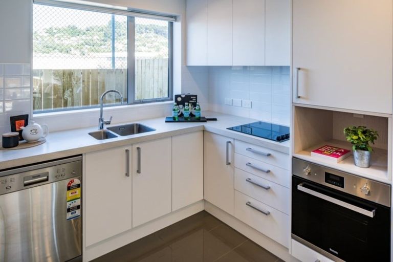 Photo of property in 2/36 Tacy Street, Kilbirnie, Wellington, 6022