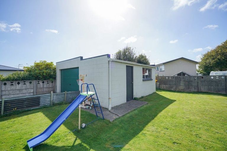 Photo of property in 10 Forfar Crescent, Rockdale, Invercargill, 9812