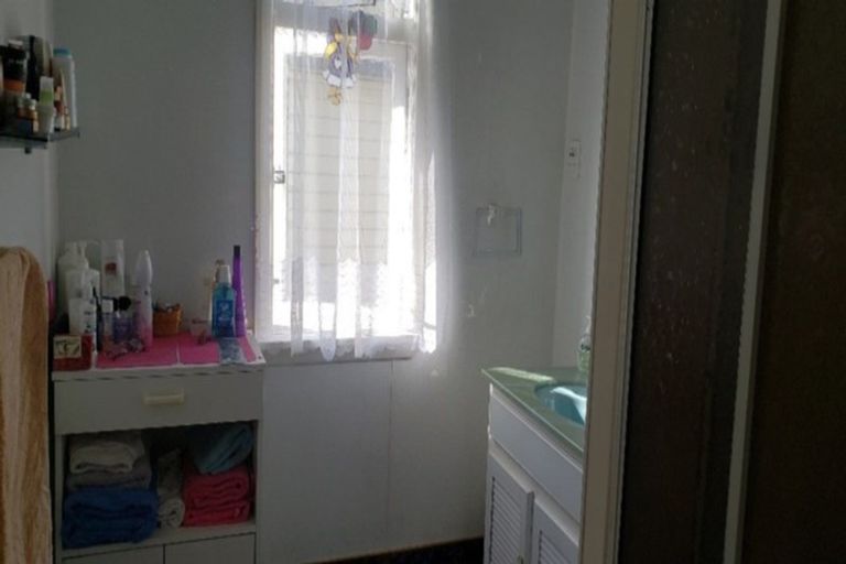 Photo of property in 34 Palmerston Street, Greymouth, 7805