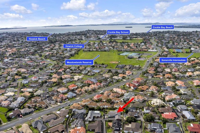 Photo of property in 18 Simmental Crescent, Somerville, Auckland, 2014